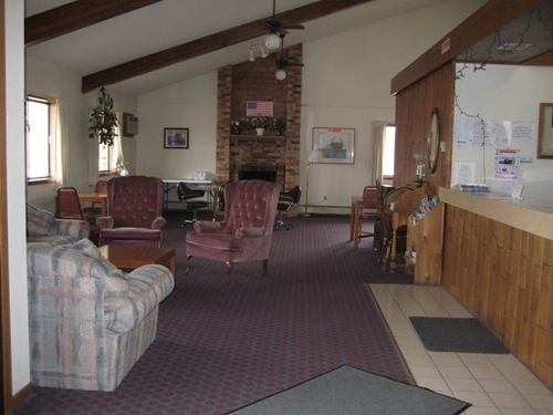 Amerivu Inn & Suites-Avon Екстериор снимка