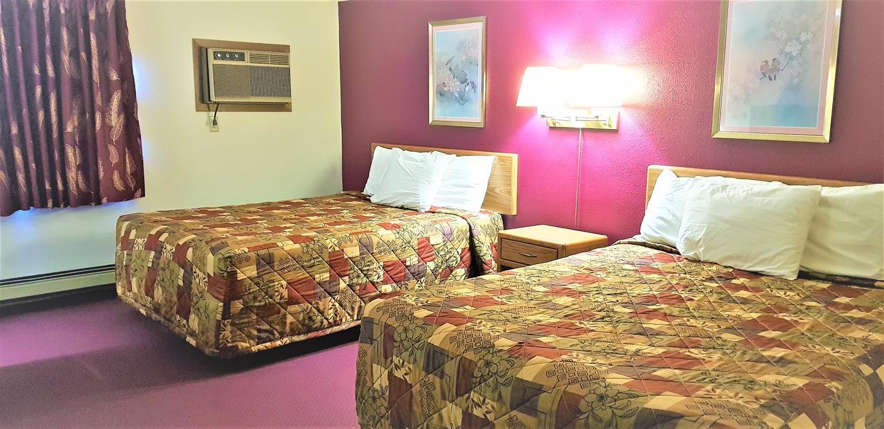 Amerivu Inn & Suites-Avon Екстериор снимка